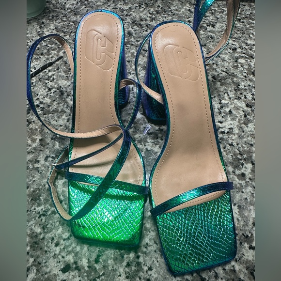 Mermaid block heels - Picture 2 of 3